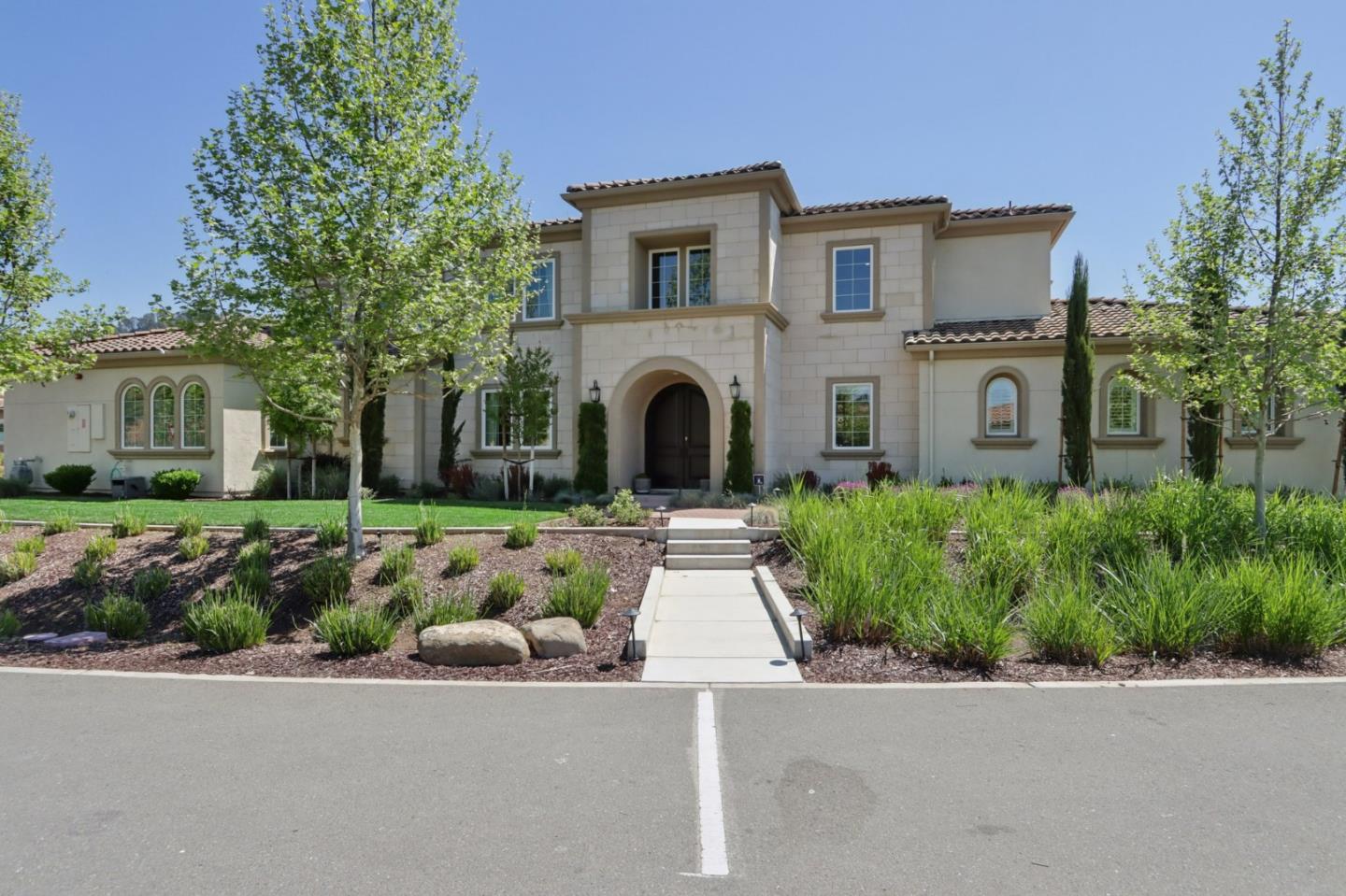 18600 Corte Arcangel, MorganHill, CA 95037