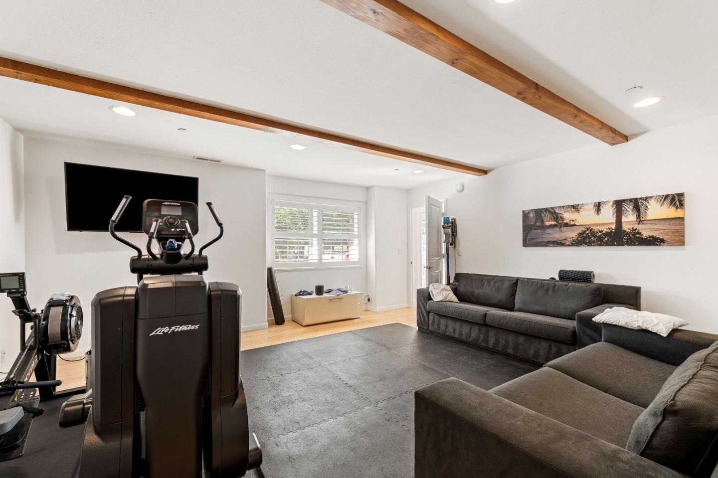 245 Calle De Los Agrinemsors, CarmelValley, CA 93924