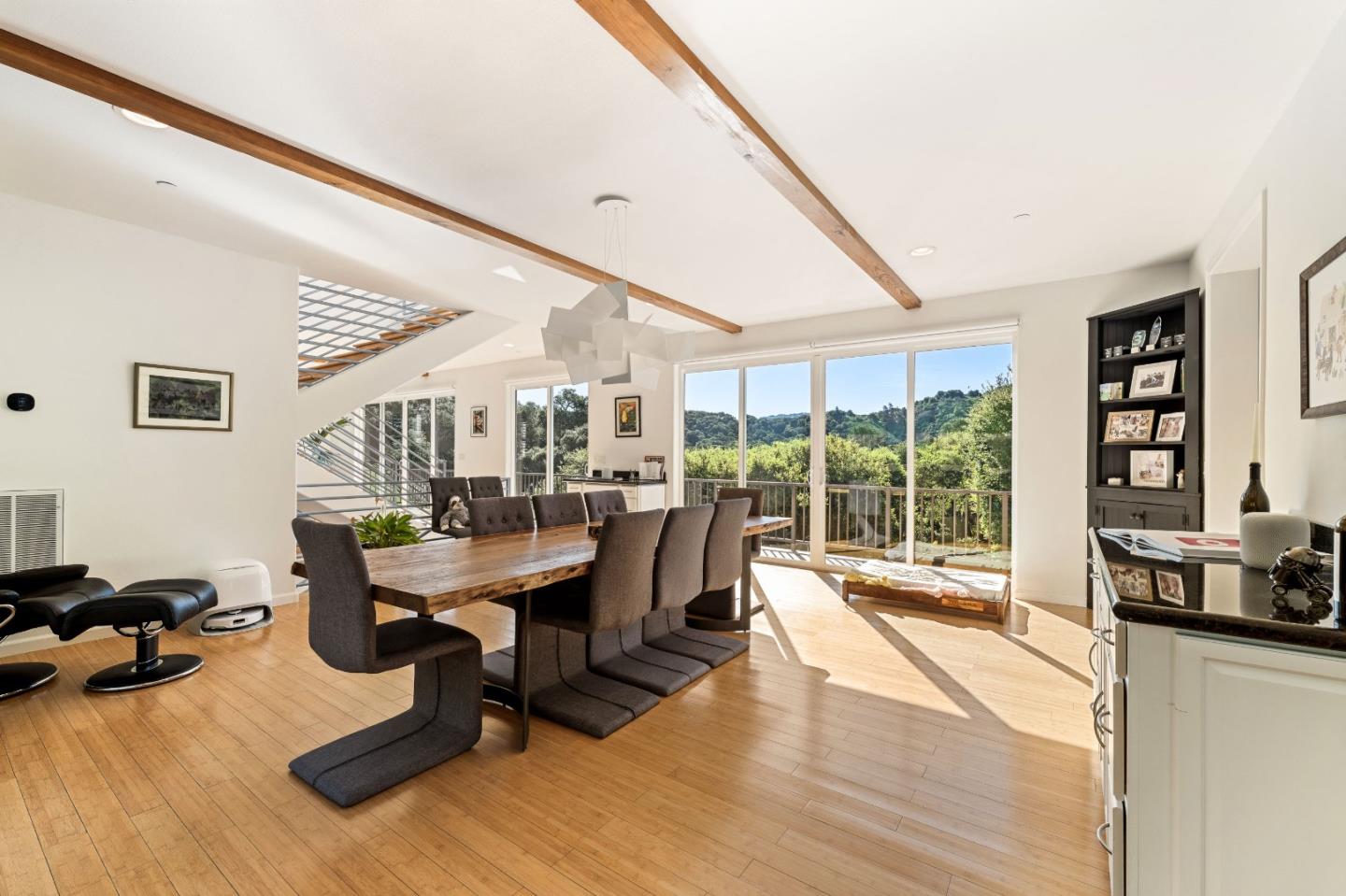 245 Calle De Los Agrinemsors, CarmelValley, CA 93924