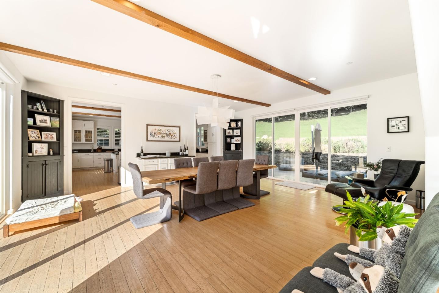 245 Calle De Los Agrinemsors, CarmelValley, CA 93924