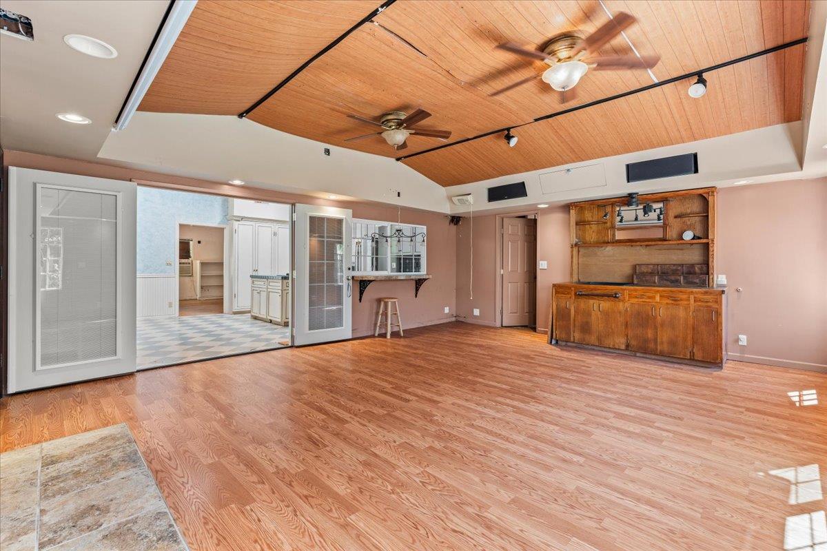 16001 Stephenie Lane, LosGatos, CA 95032
