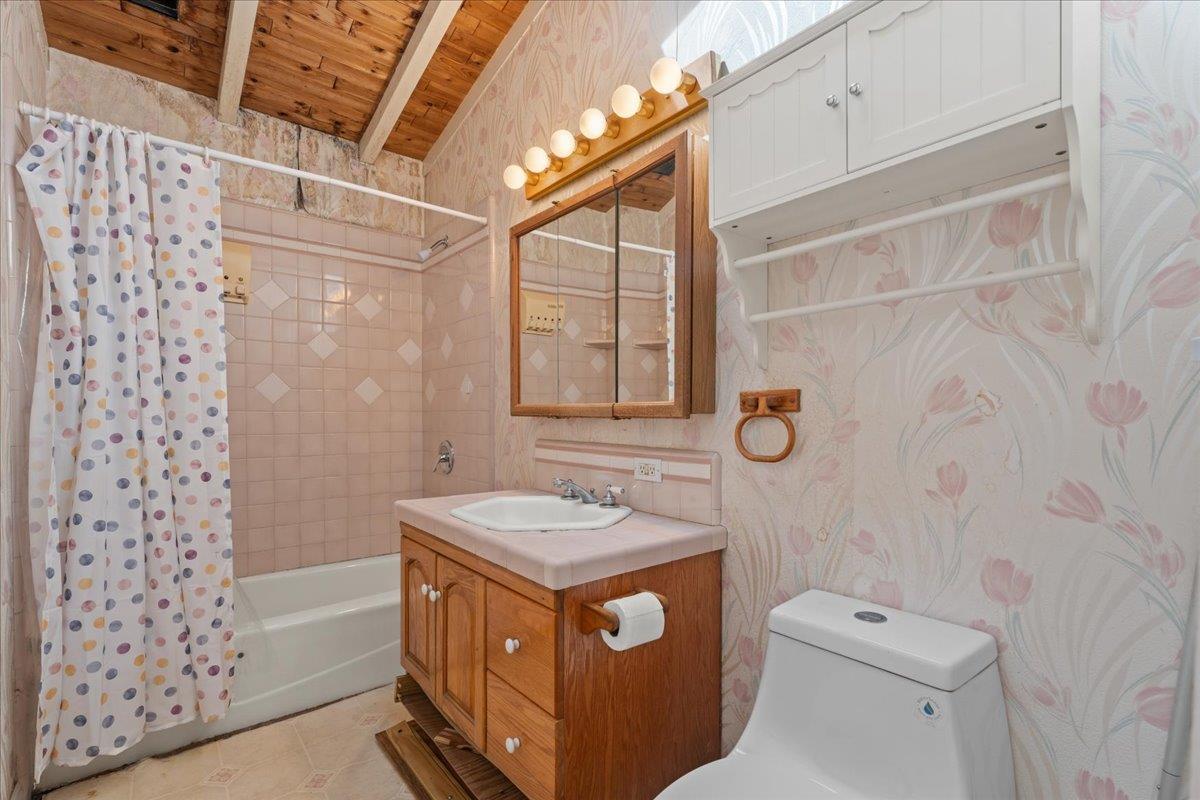 16001 Stephenie Lane, LosGatos, CA 95032
