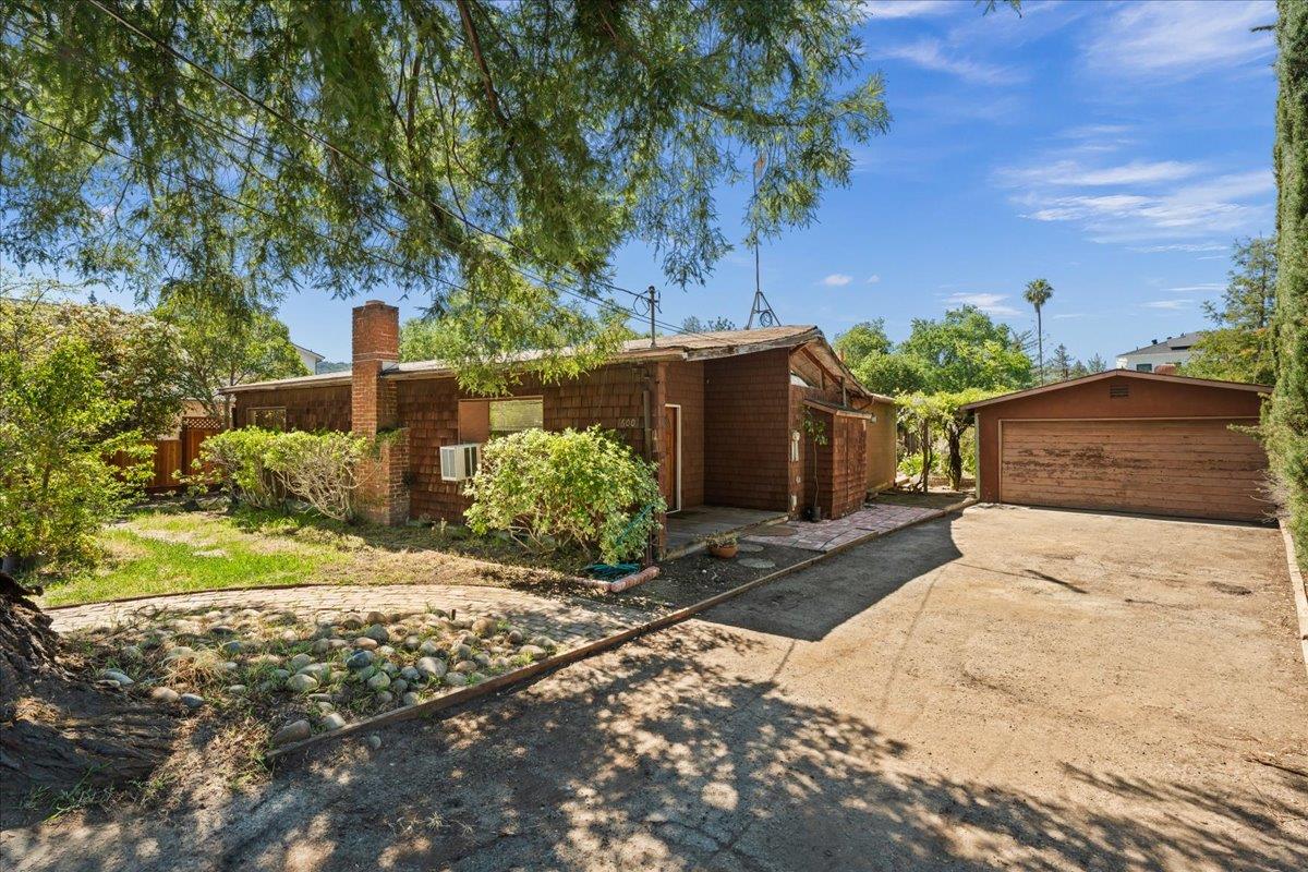 16001 Stephenie Lane, LosGatos, CA 95032