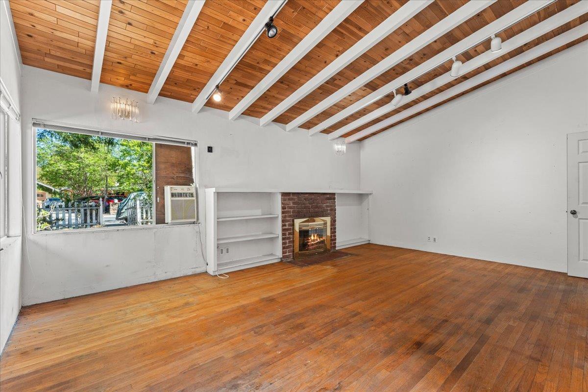 16001 Stephenie Lane, LosGatos, CA 95032