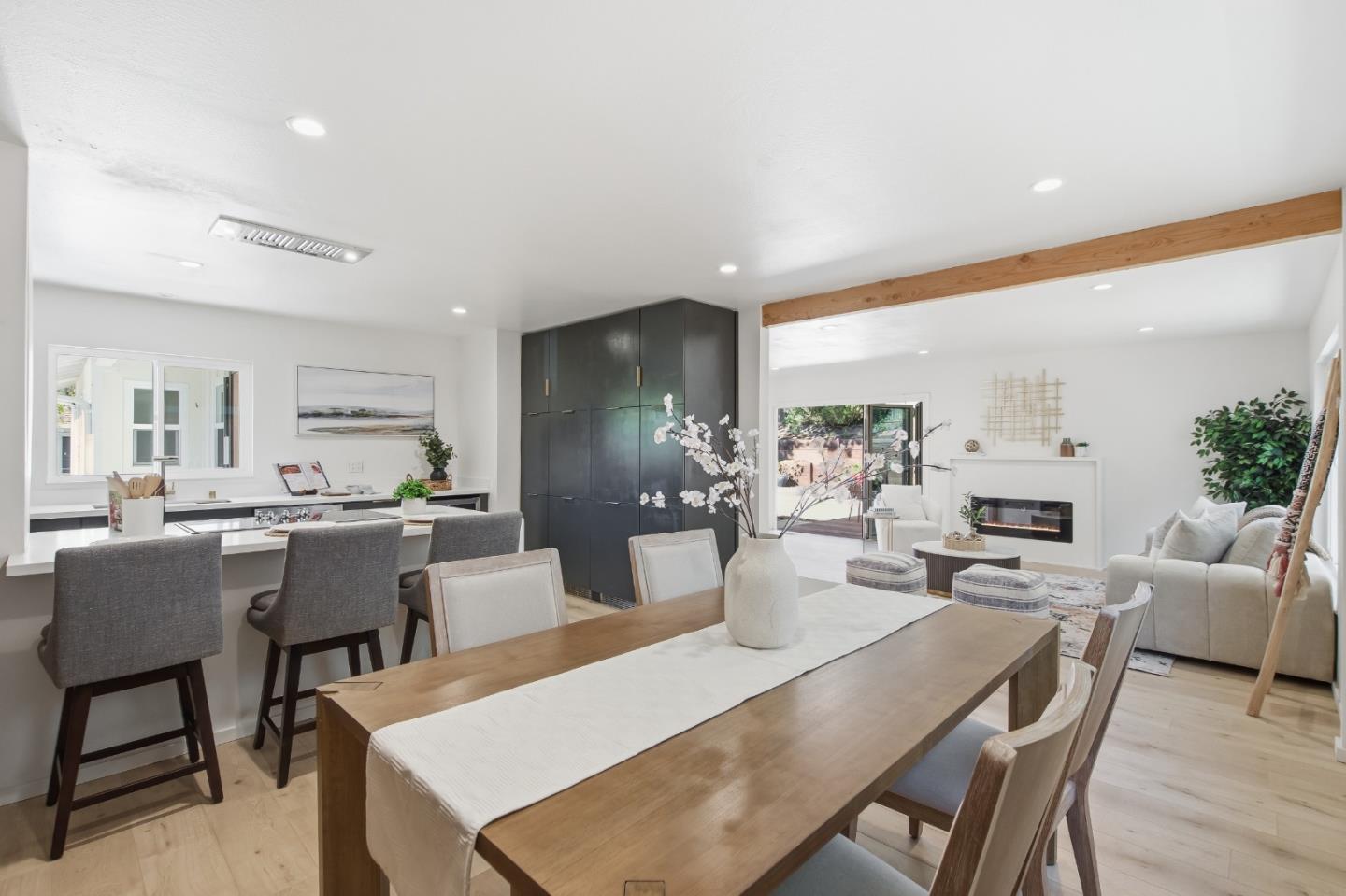 10910 Glen Artney Street, Oakland, CA 94605
