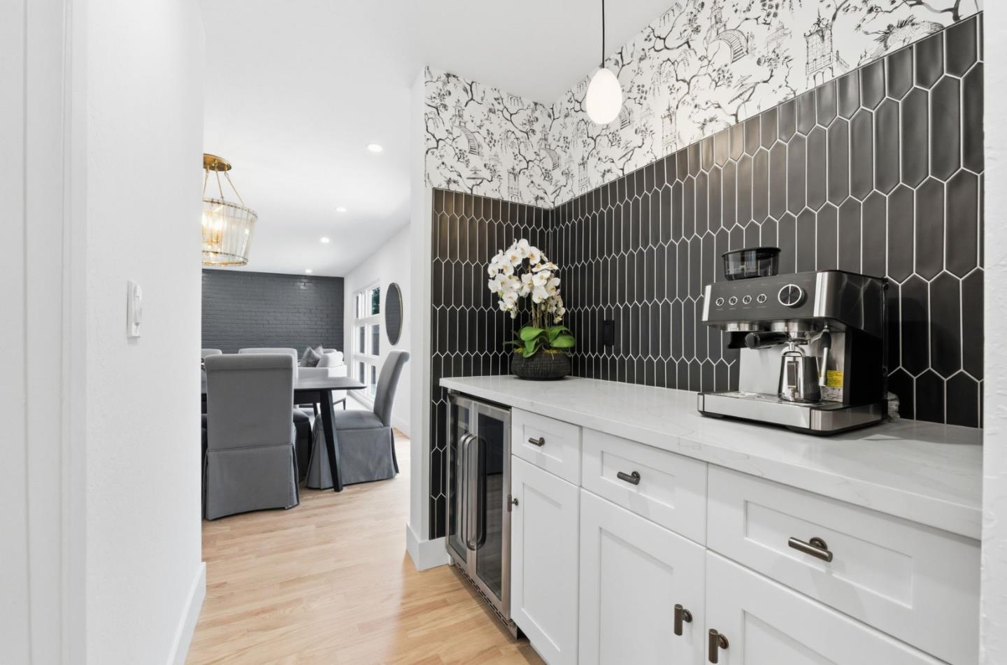 1003 Rosa Avenue, Sunnyvale, CA 94086