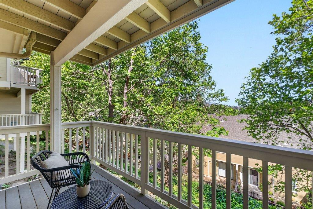 12 Horseshoe Court, ScottsValley, CA 95066