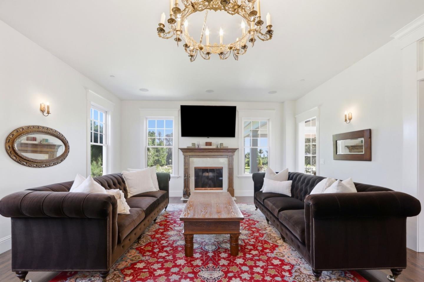 155 Scarlet Court, Watsonville, CA 95076