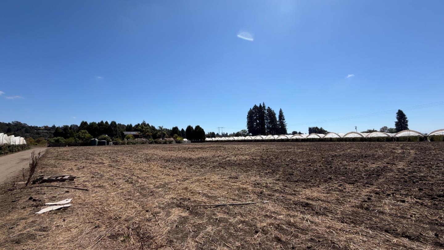 389 Corralitos Road, Watsonville, CA 95076