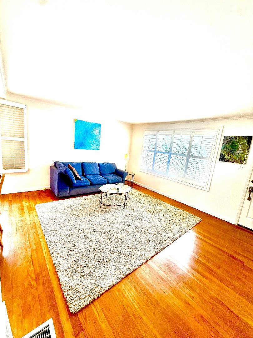 140 De Soto Way, SanBruno, CA 94066