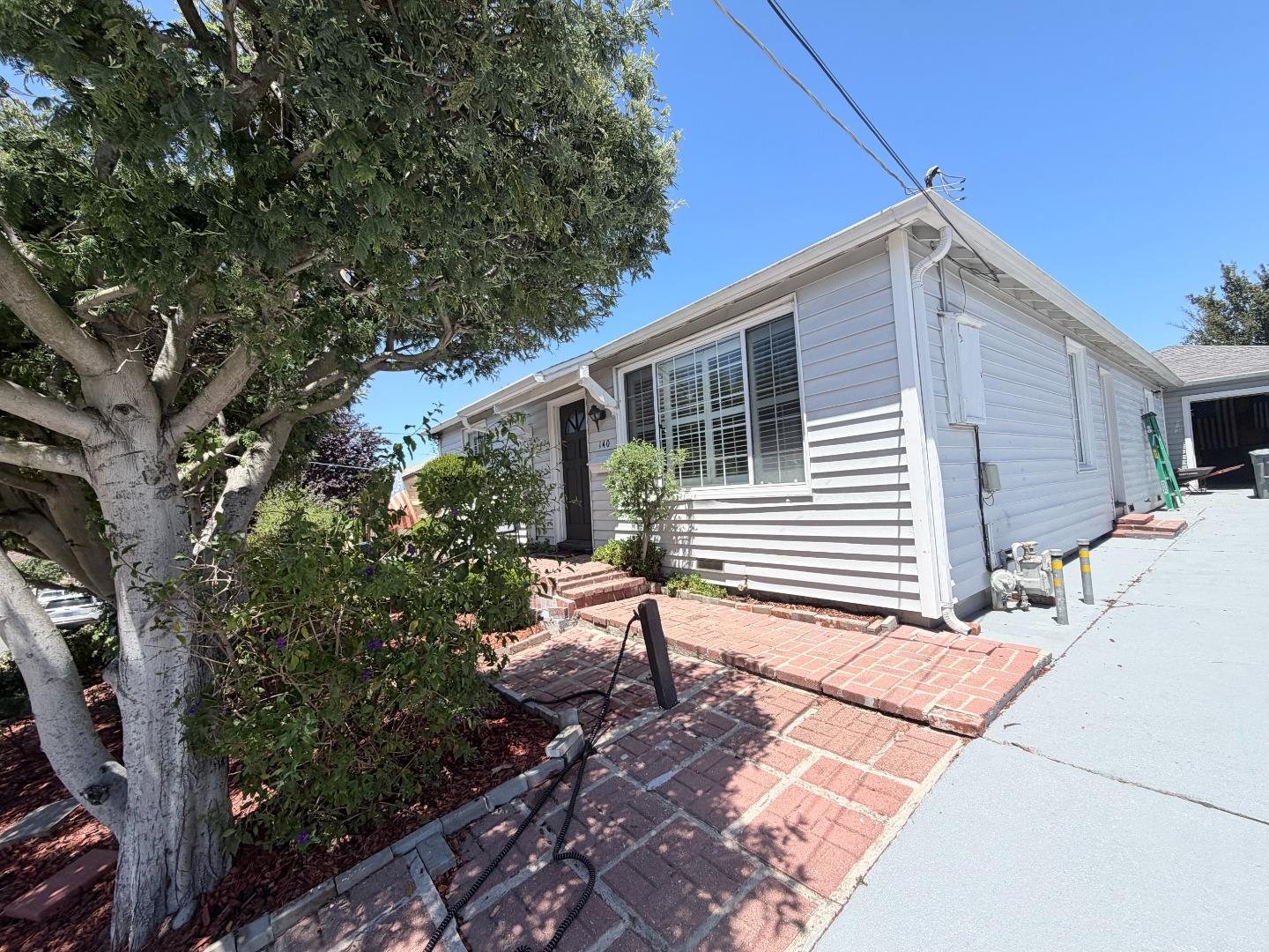 140 De Soto Way, SanBruno, CA 94066