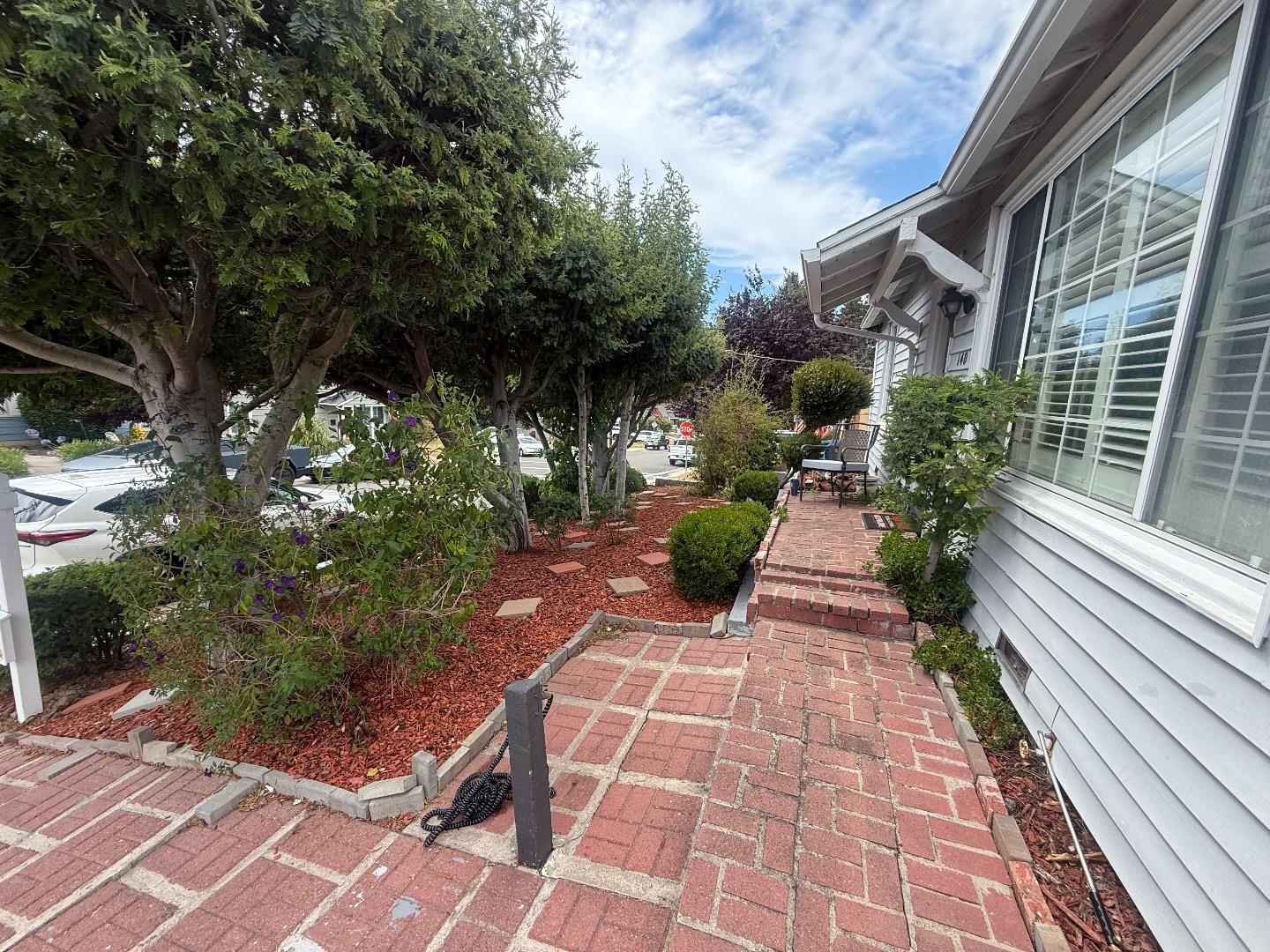 140 De Soto Way, SanBruno, CA 94066