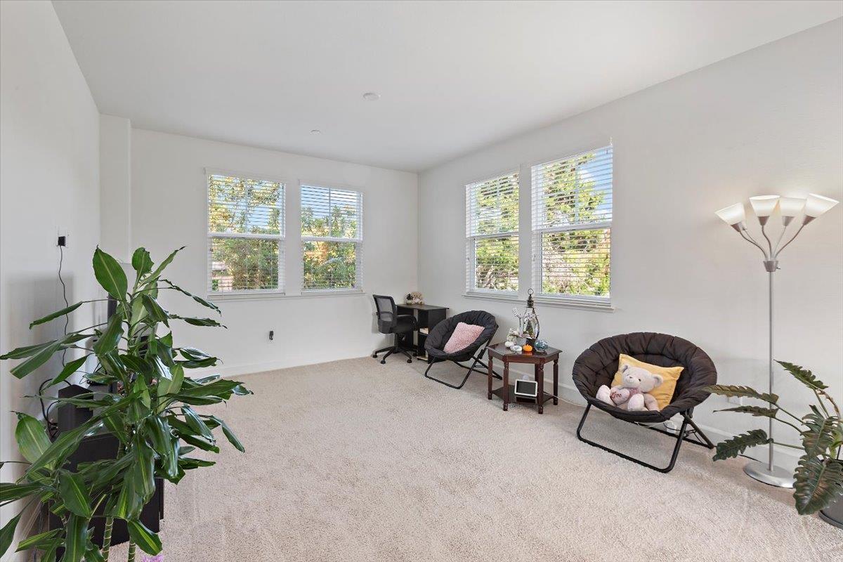 2041 Atlas Loop, MountainView, CA 94043