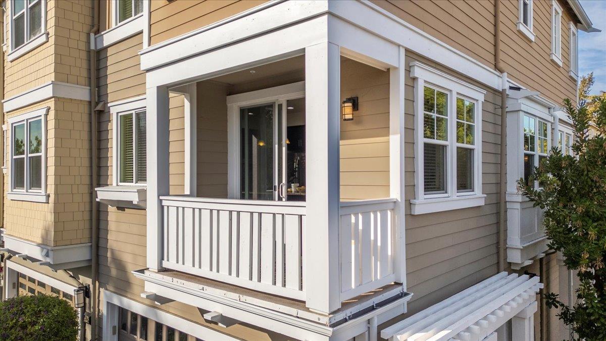 2041 Atlas Loop, MountainView, CA 94043