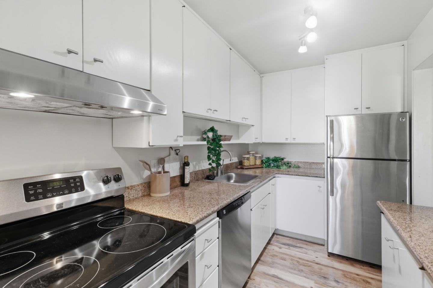 815 North Humboldt Street, #302, SanMateo, CA 94401