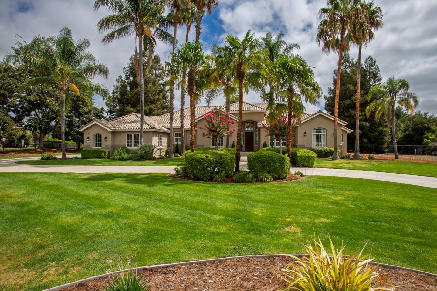 10746 Green Valley Drive, Gilroy, CA 95020