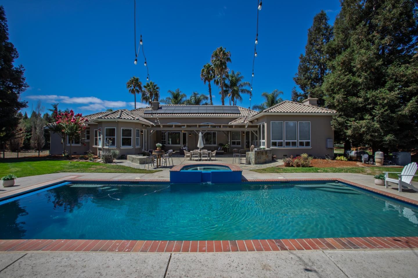 10746 Green Valley Drive, Gilroy, CA 95020