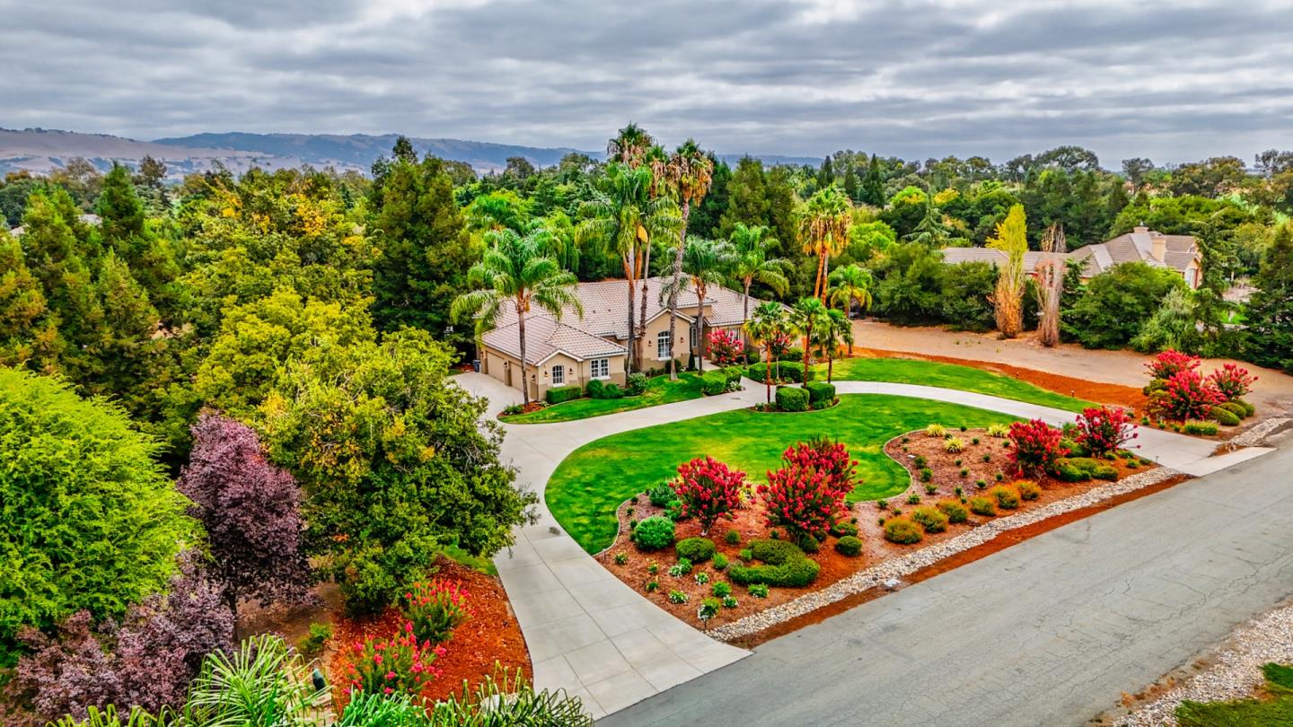 10746 Green Valley Drive, Gilroy, CA 95020