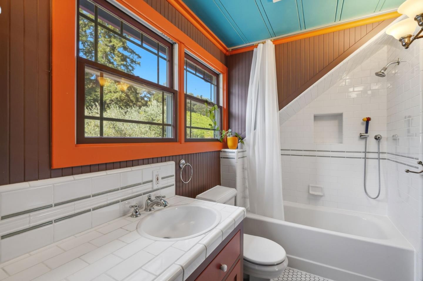 359 Canham Road, ScottsValley, CA 95066