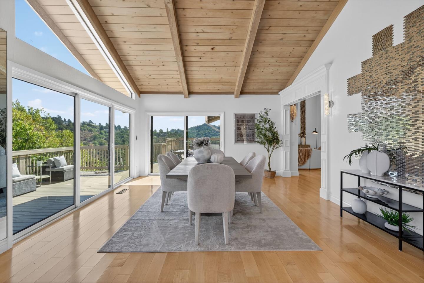 30 Bluebell Lane, Hillsborough, CA 94010