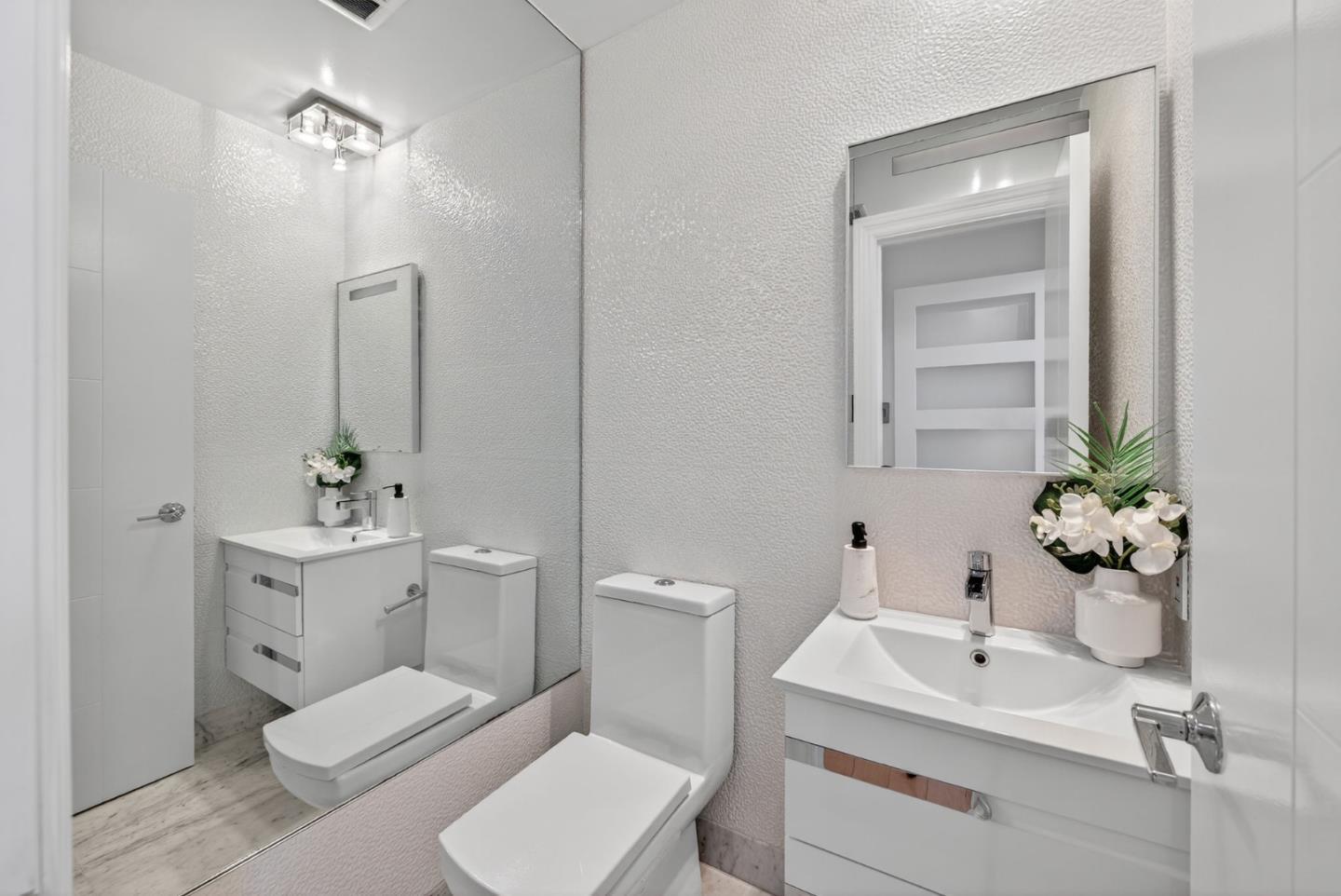 30 Bluebell Lane, Hillsborough, CA 94010