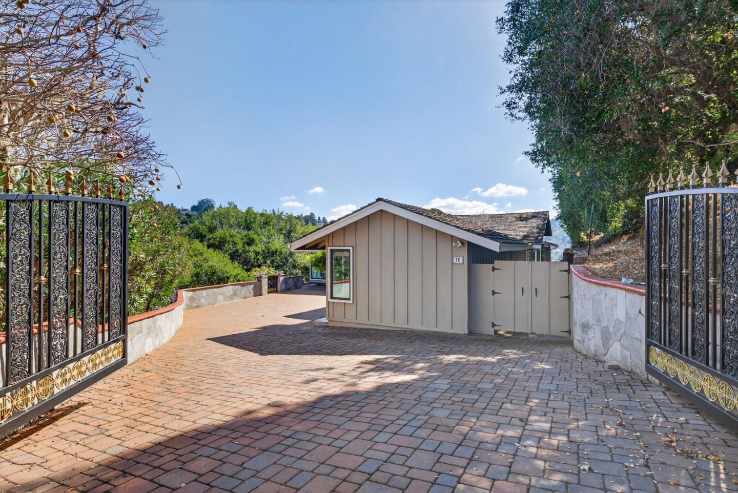 30 Bluebell Lane, Hillsborough, CA 94010