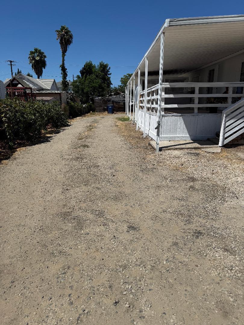 488 East Childs Avenue, Merced, CA 95341