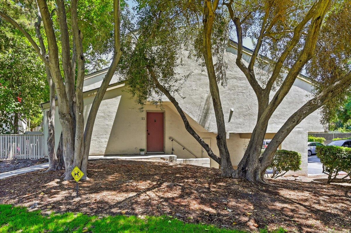 2700 Oak Road, #11, Walnut Creek, CA 94597