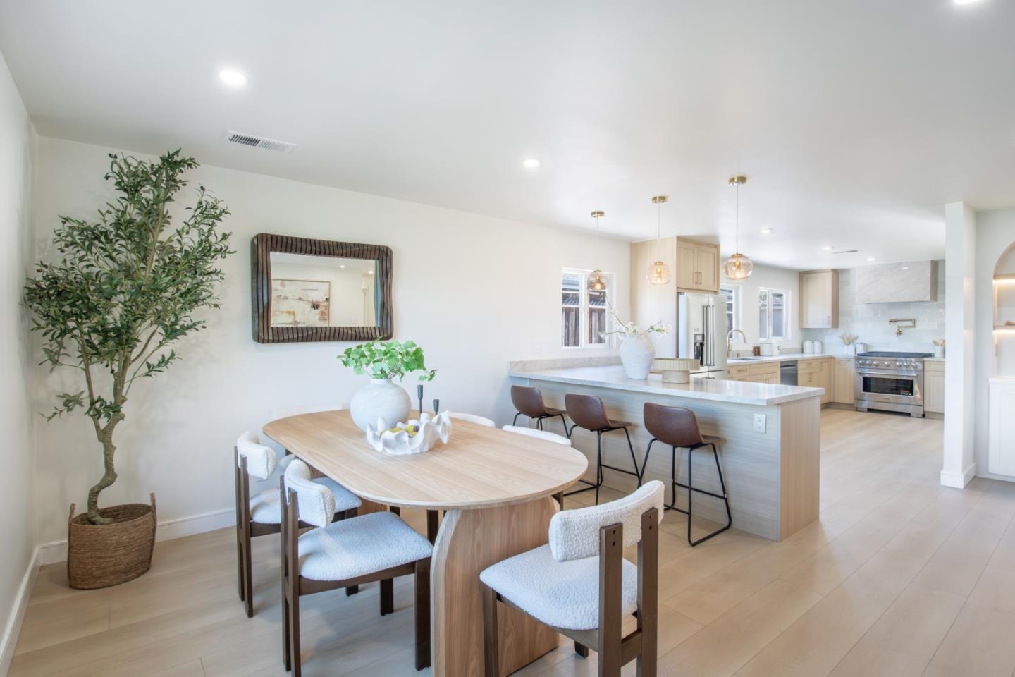 661 Empey Way, SanJose, CA 95128
