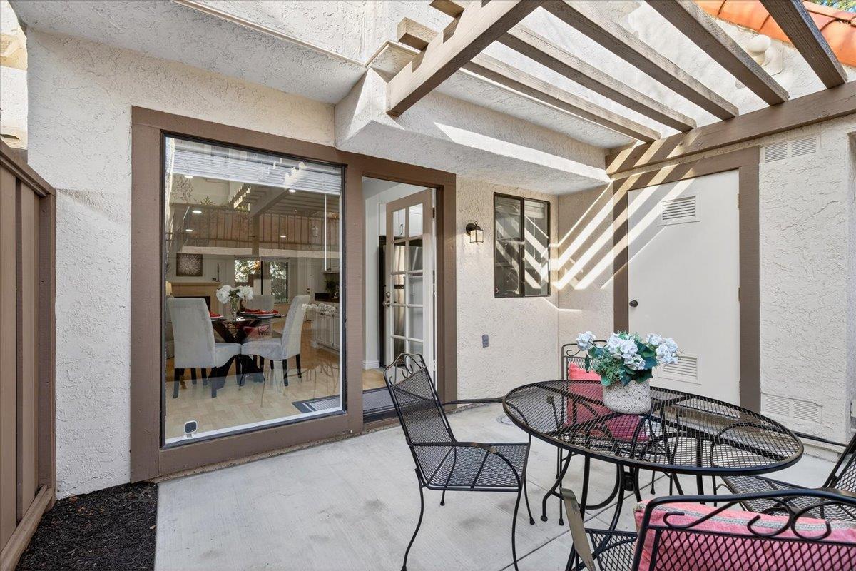 582 Pimlico Court, Walnut Creek, CA 94597