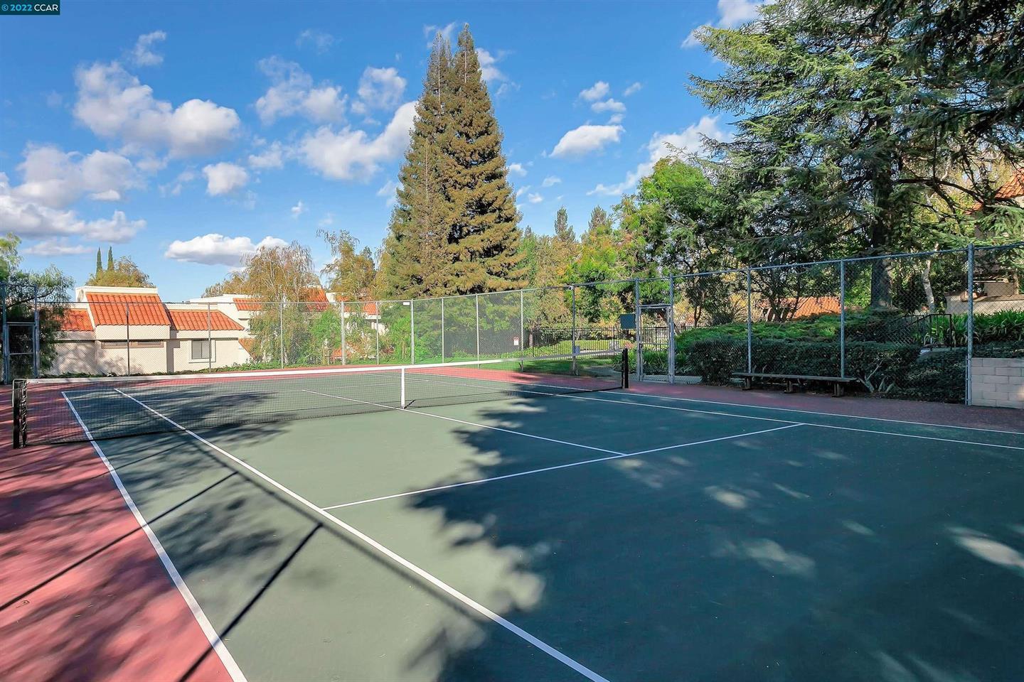 582 Pimlico Court, Walnut Creek, CA 94597