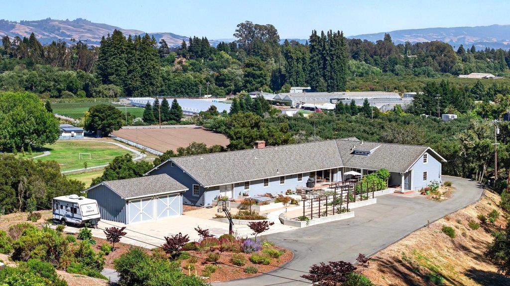 75 Skylark Lane, Watsonville, CA 95076