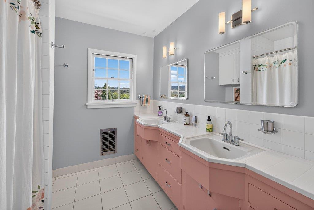 75 Skylark Lane, Watsonville, CA 95076