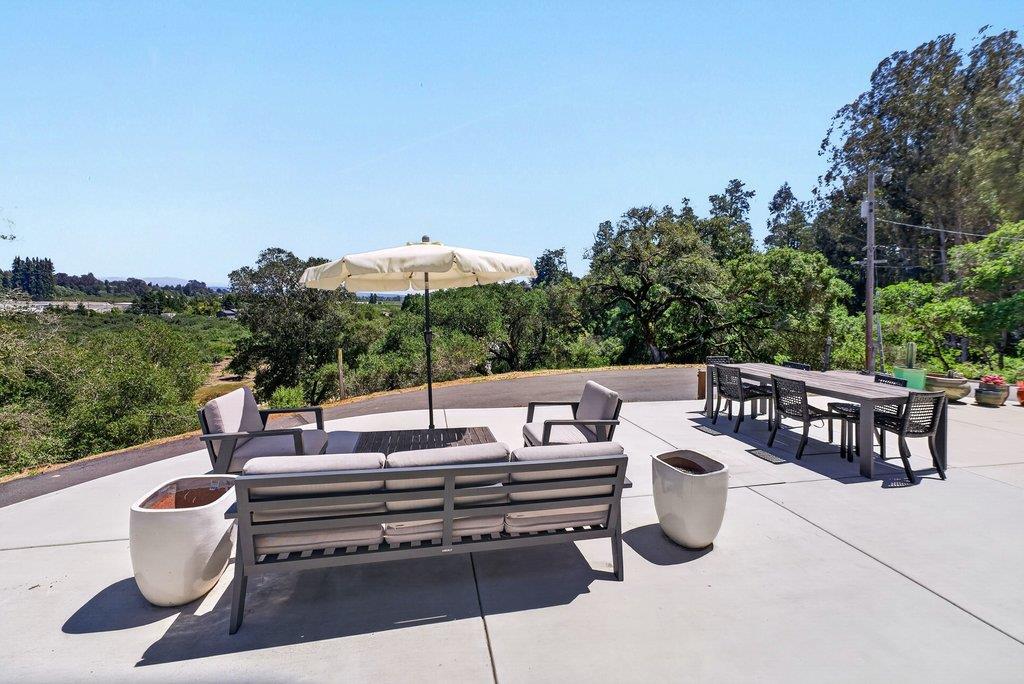 75 Skylark Lane, Watsonville, CA 95076