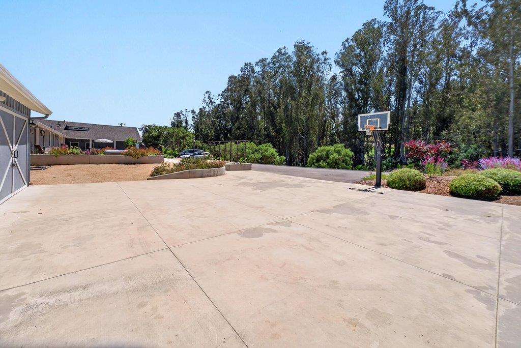 75 Skylark Lane, Watsonville, CA 95076