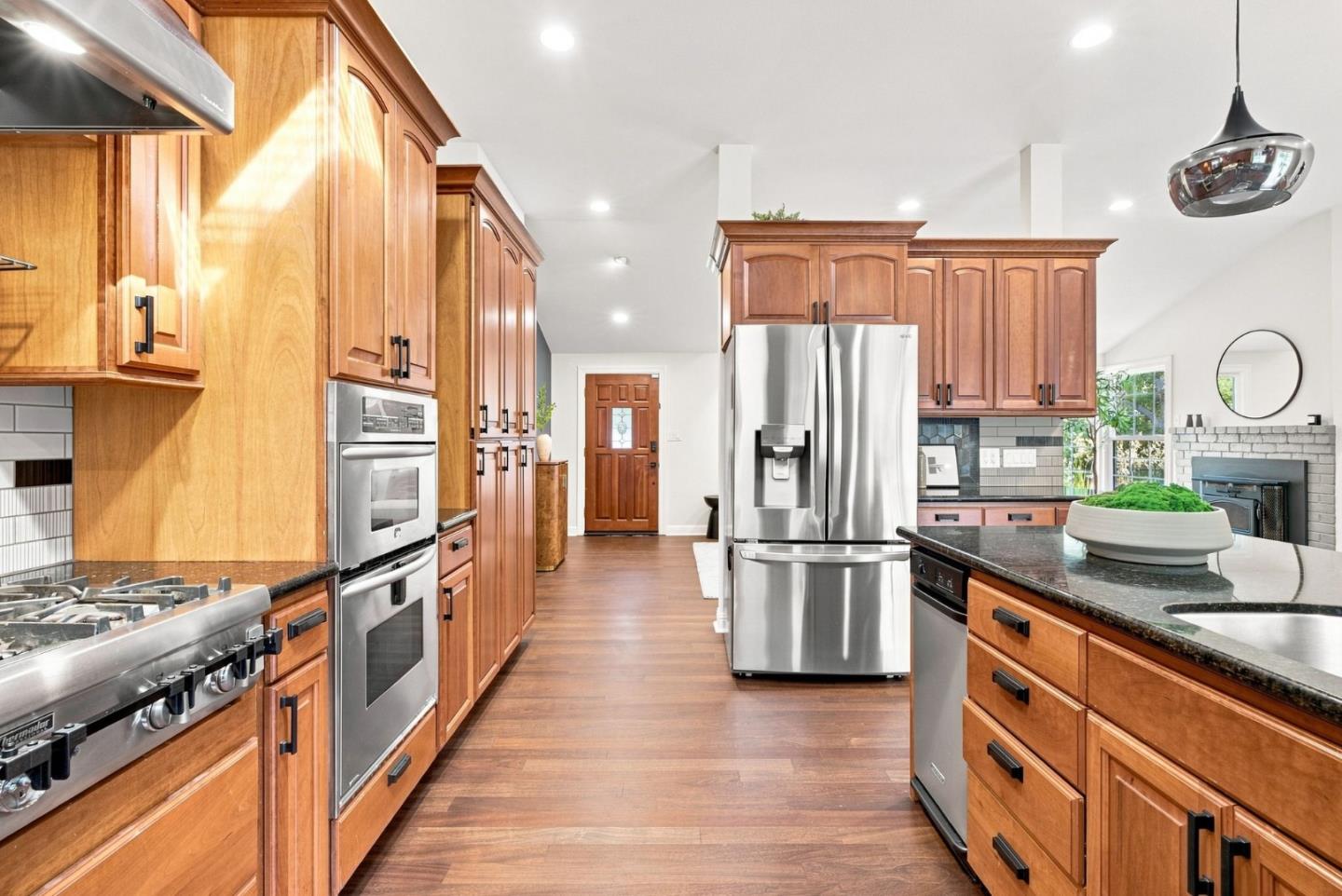 21 Russell Court, Walnut Creek, CA 94598