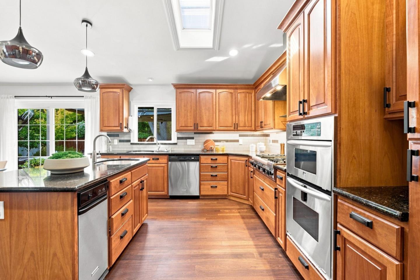 21 Russell Court, Walnut Creek, CA 94598