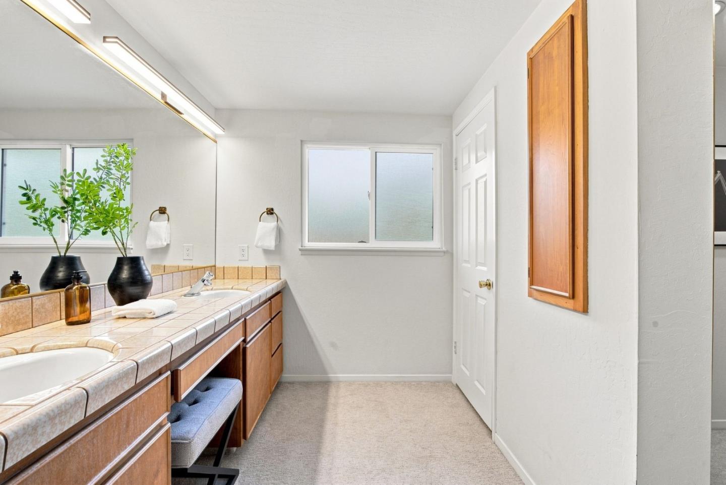 21 Russell Court, Walnut Creek, CA 94598
