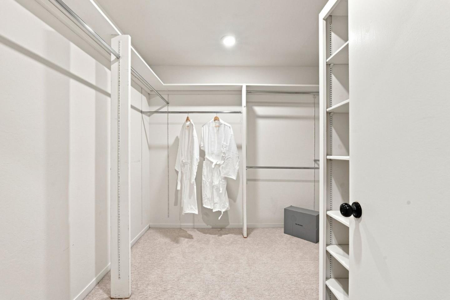 21 Russell Court, Walnut Creek, CA 94598