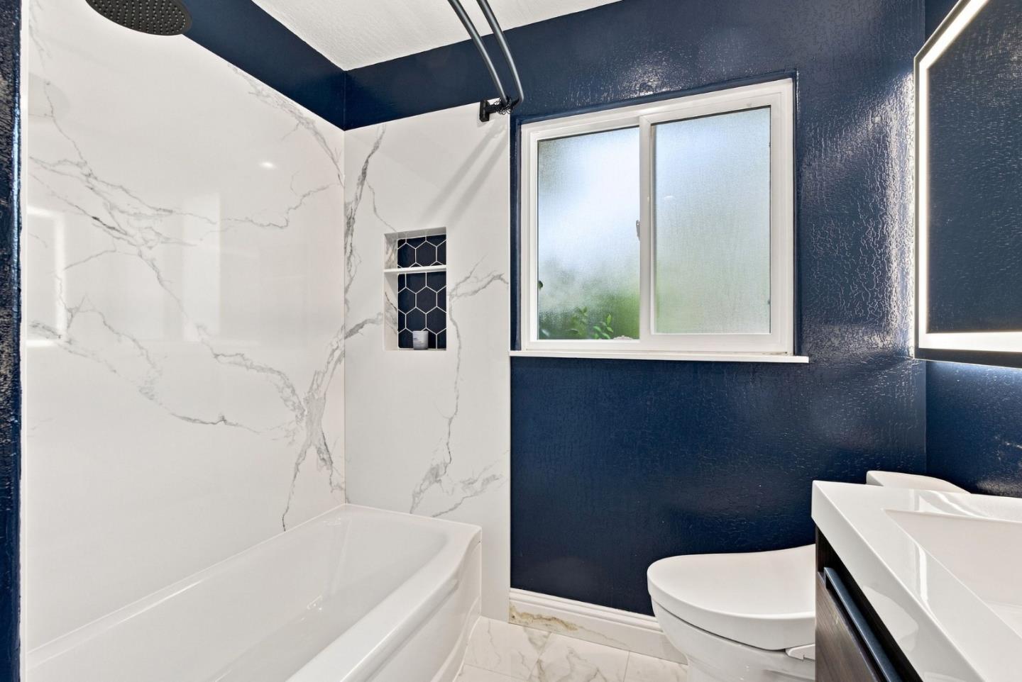 21 Russell Court, Walnut Creek, CA 94598