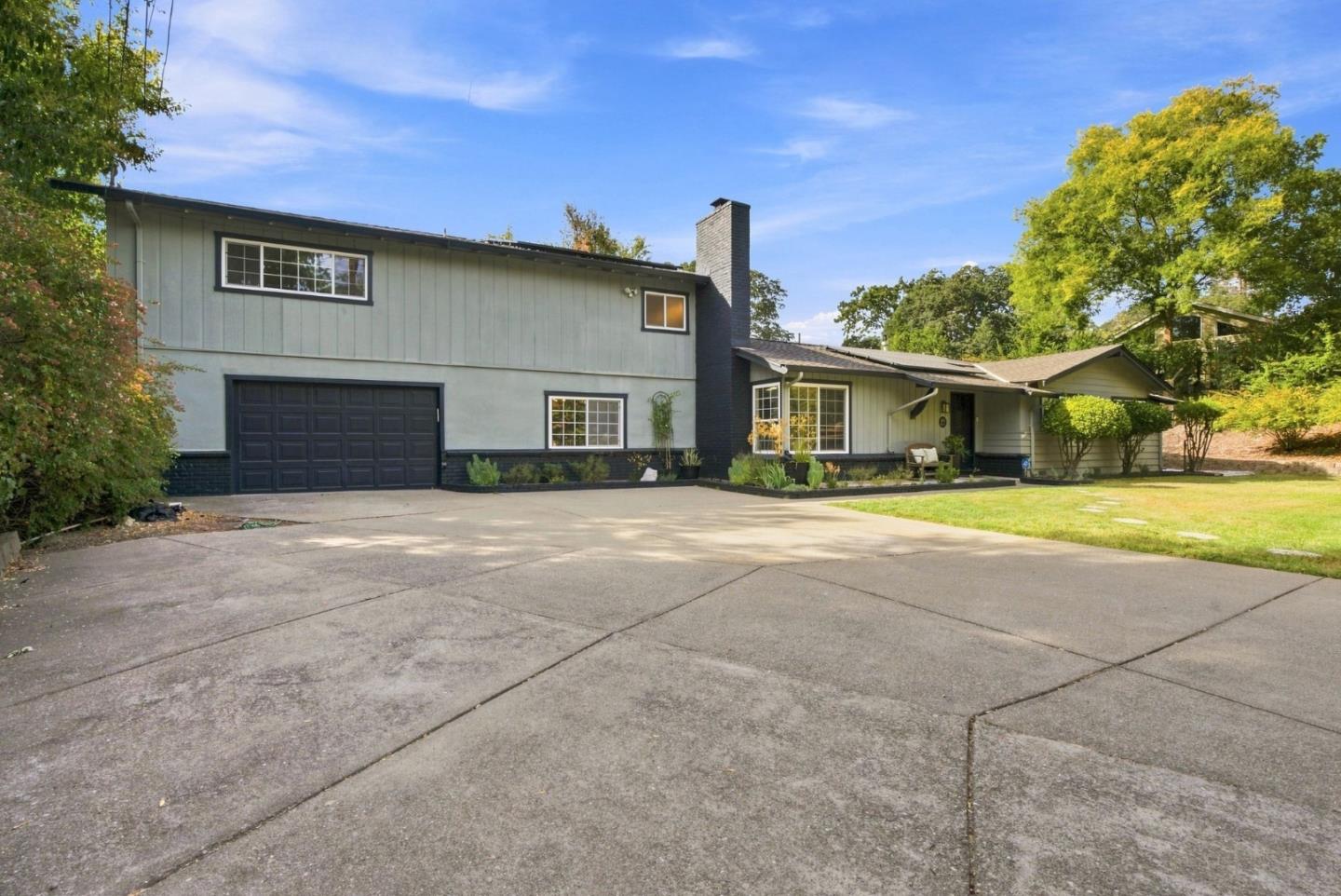 21 Russell Court, Walnut Creek, CA 94598