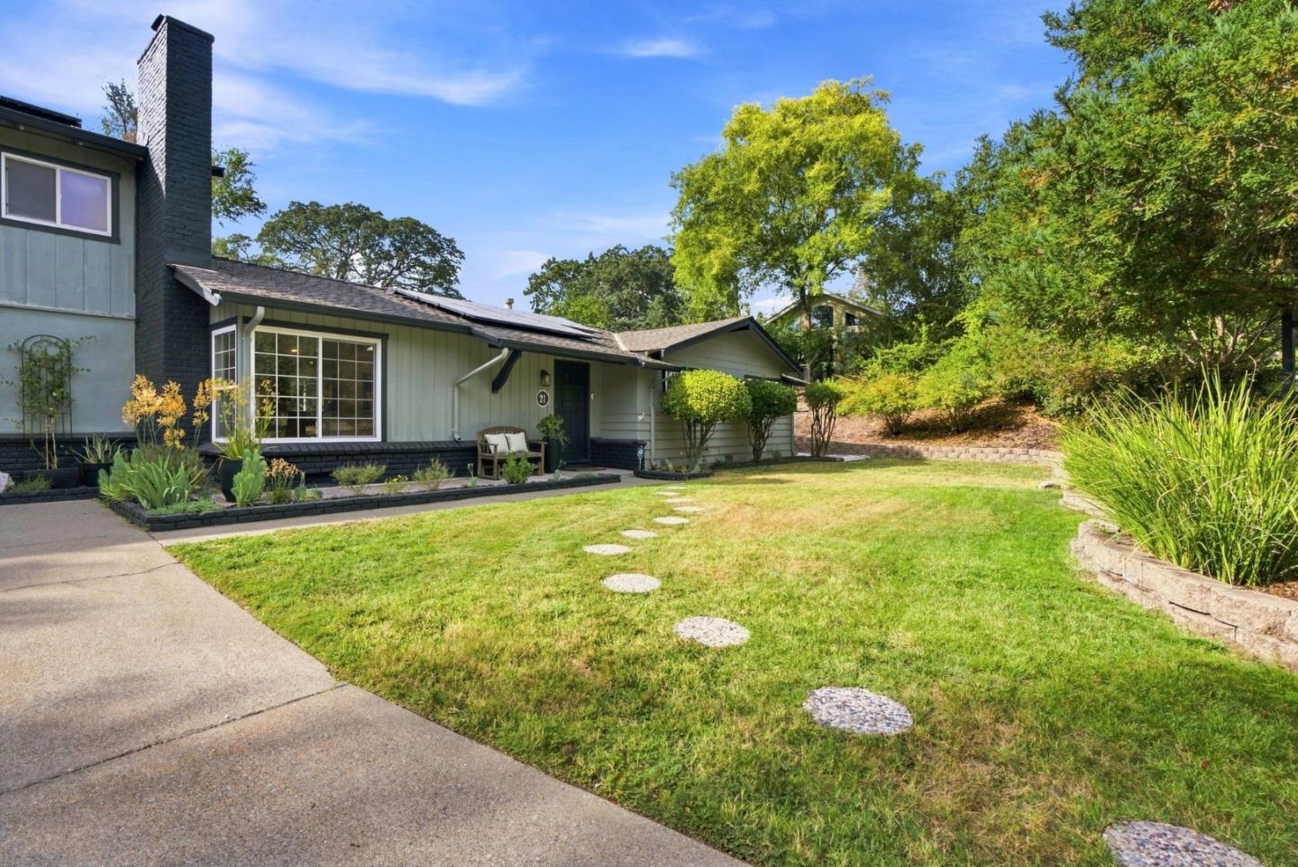 21 Russell Court, Walnut Creek, CA 94598