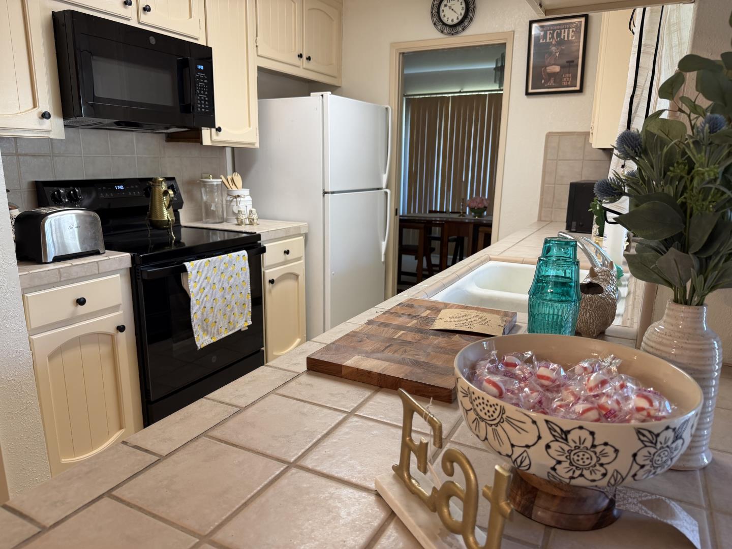 3705 Kona Oak Drive, Modesto, CA 95355