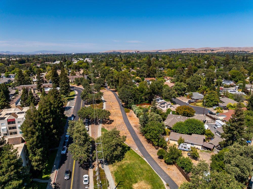 59 Iron Horse Lane, Walnut Creek, CA 94597