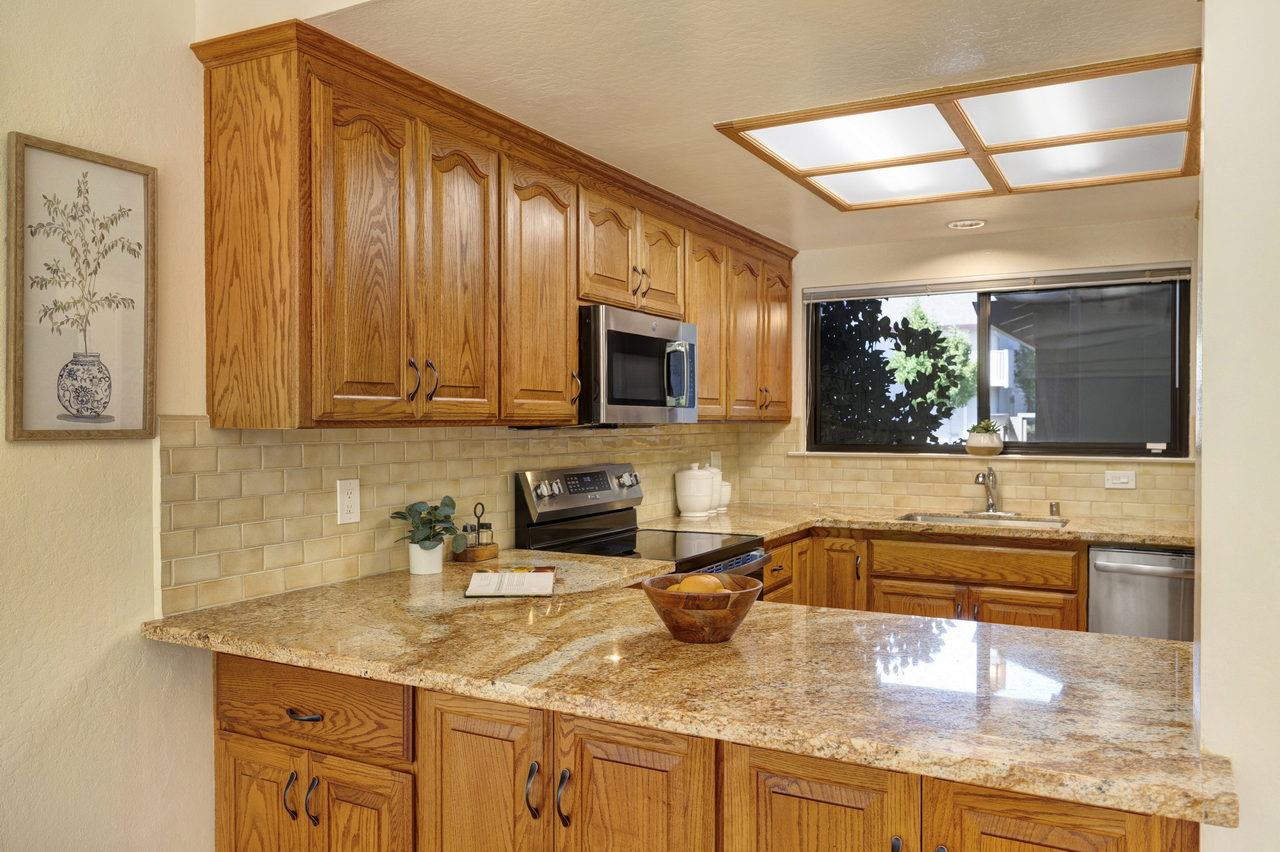 1396 Pinehurst Square, SanJose, CA 95117
