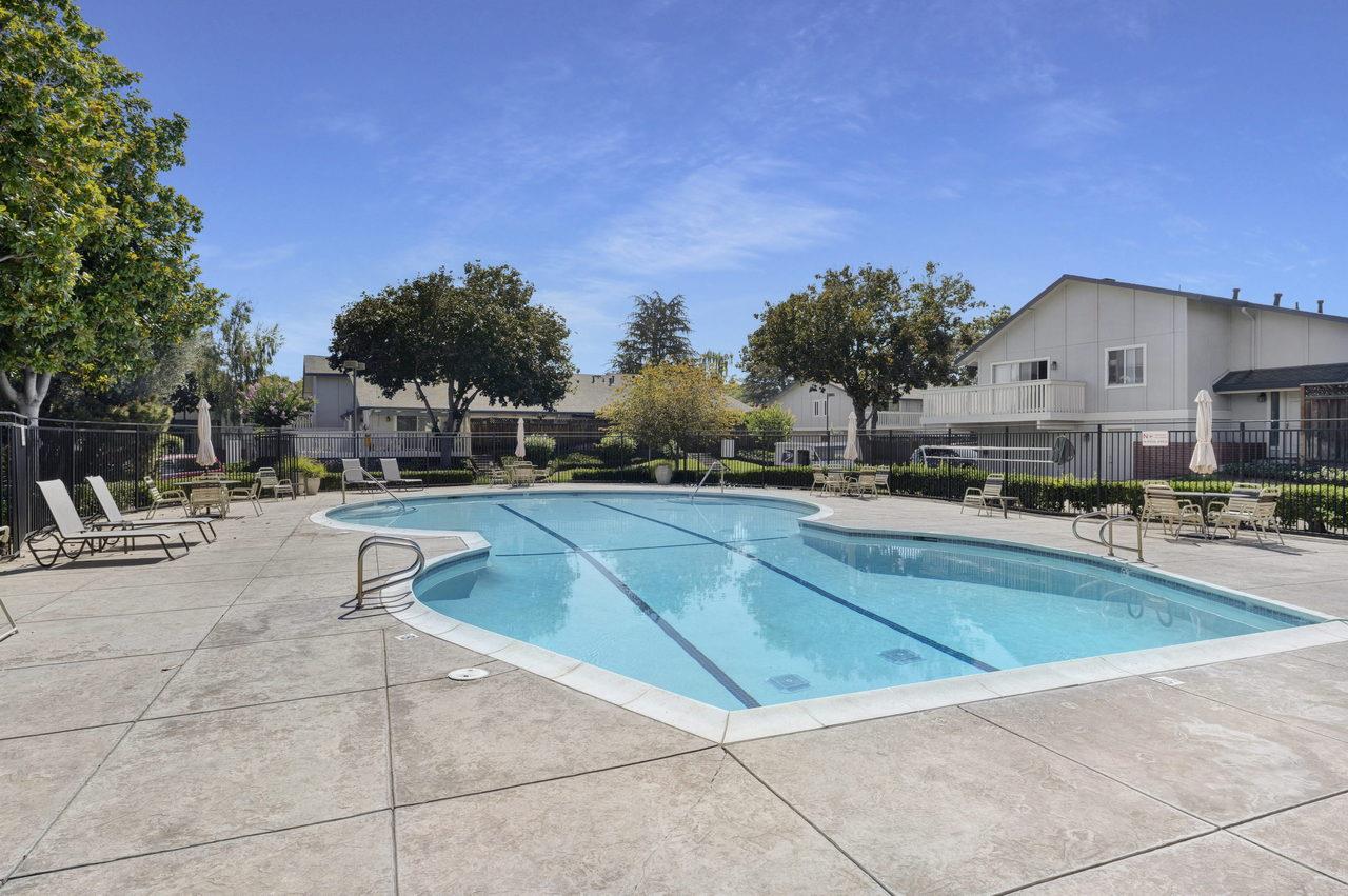 1396 Pinehurst Square, SanJose, CA 95117