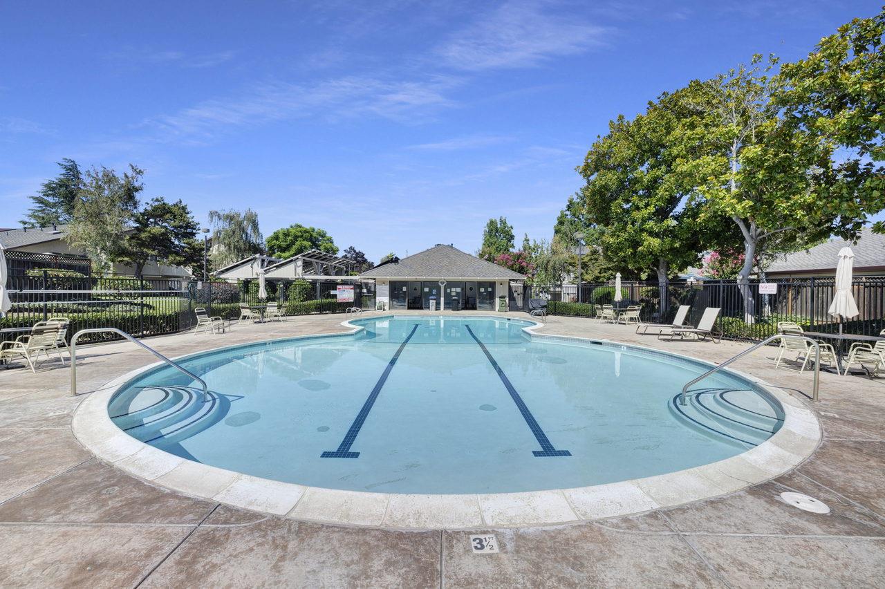 1396 Pinehurst Square, SanJose, CA 95117