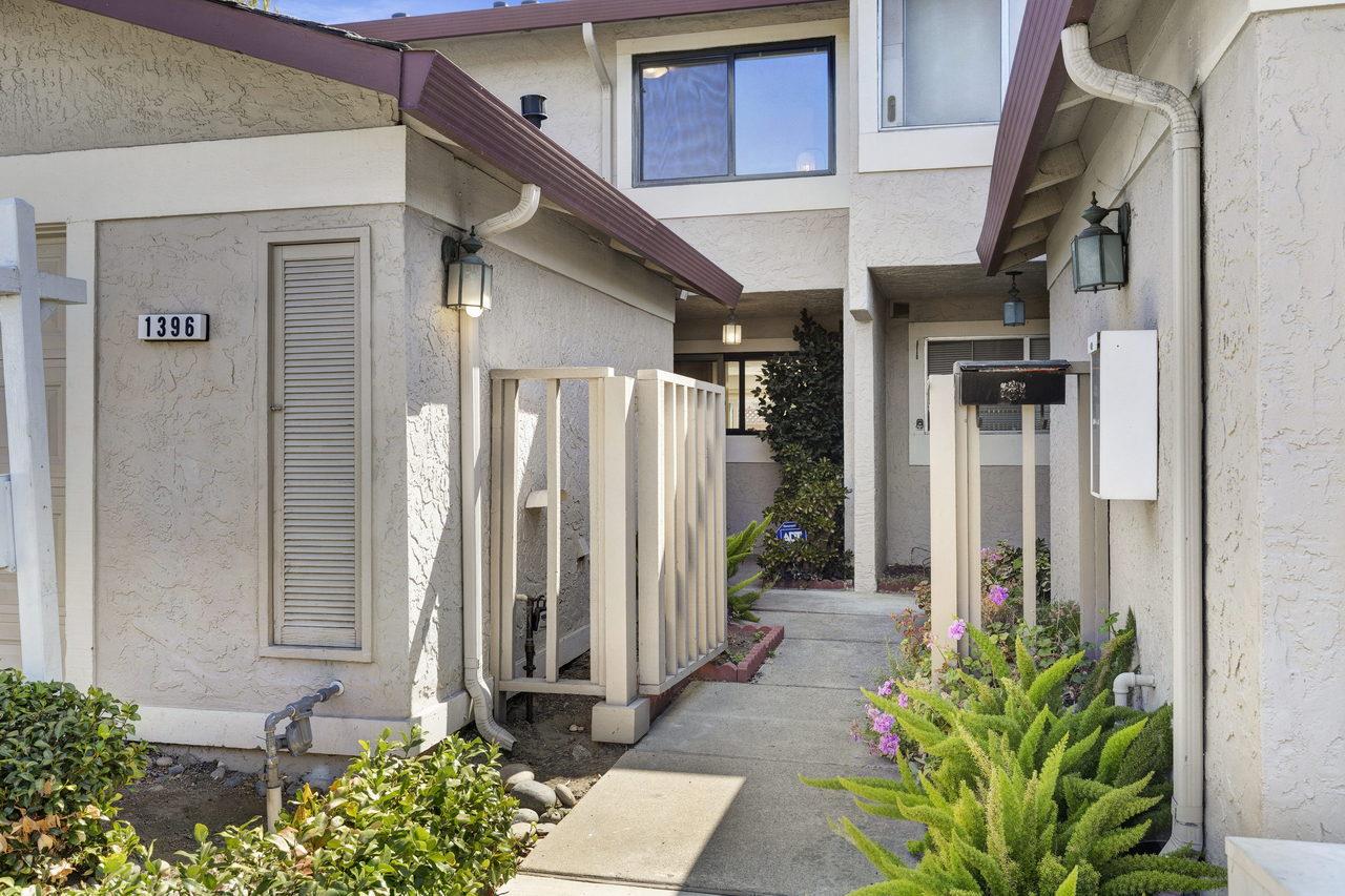 1396 Pinehurst Square, SanJose, CA 95117
