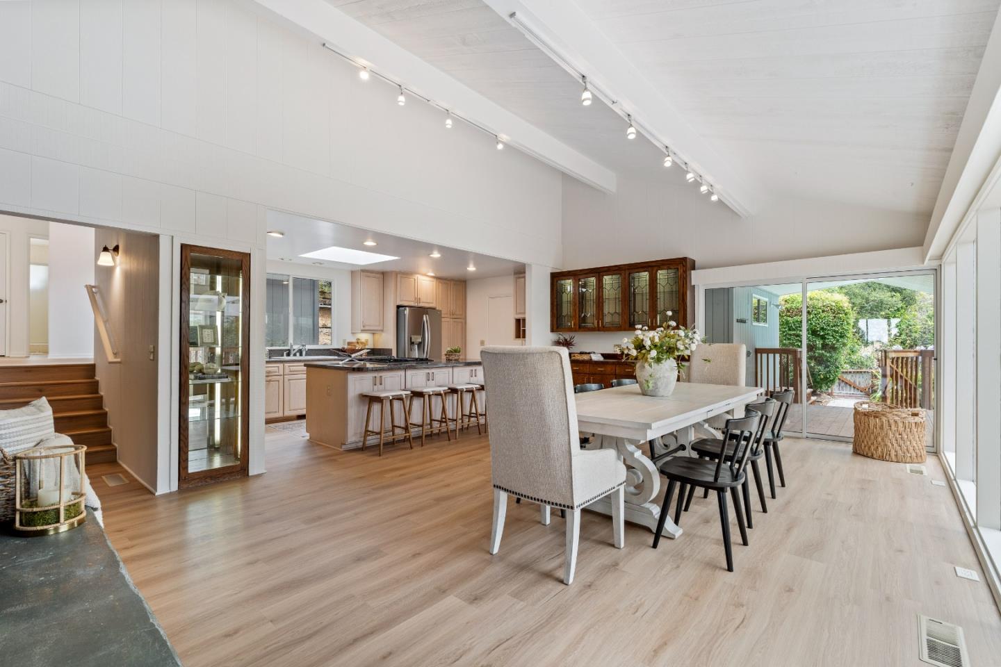 6965 Carmel Valley Road, Carmel, CA 93923