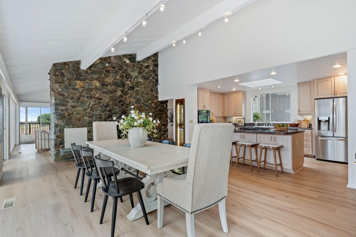 6965 Carmel Valley Road, Carmel, CA 93923